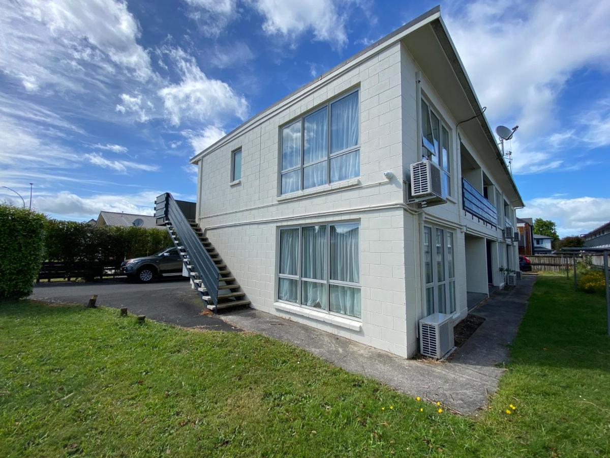 Ulster Apartments Hamilton Extérieur photo